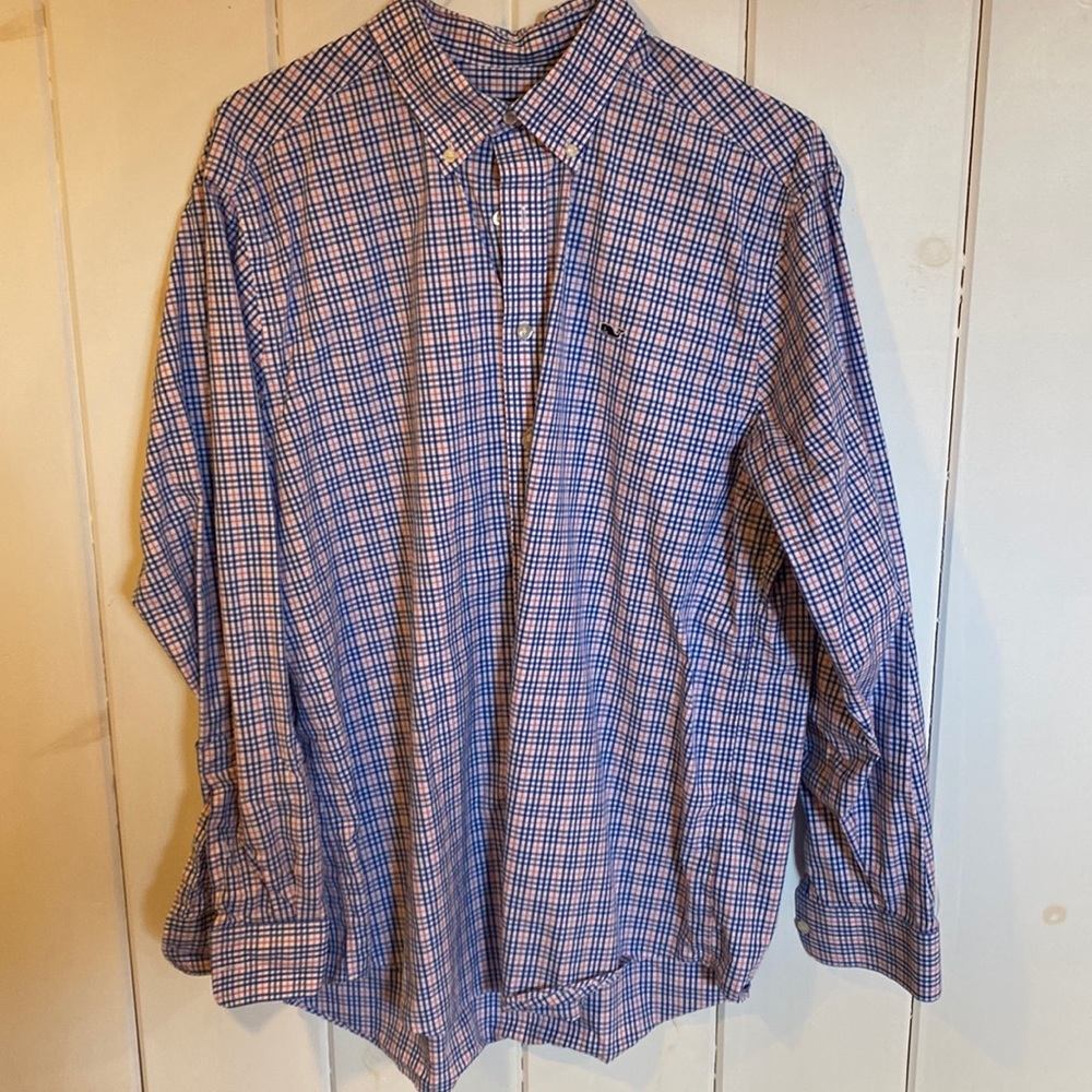 XL Vineyard Vines Button Down